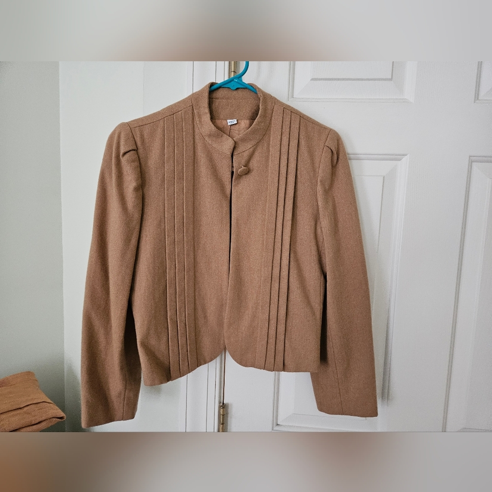 Vintage cropped wool horse riding jacket